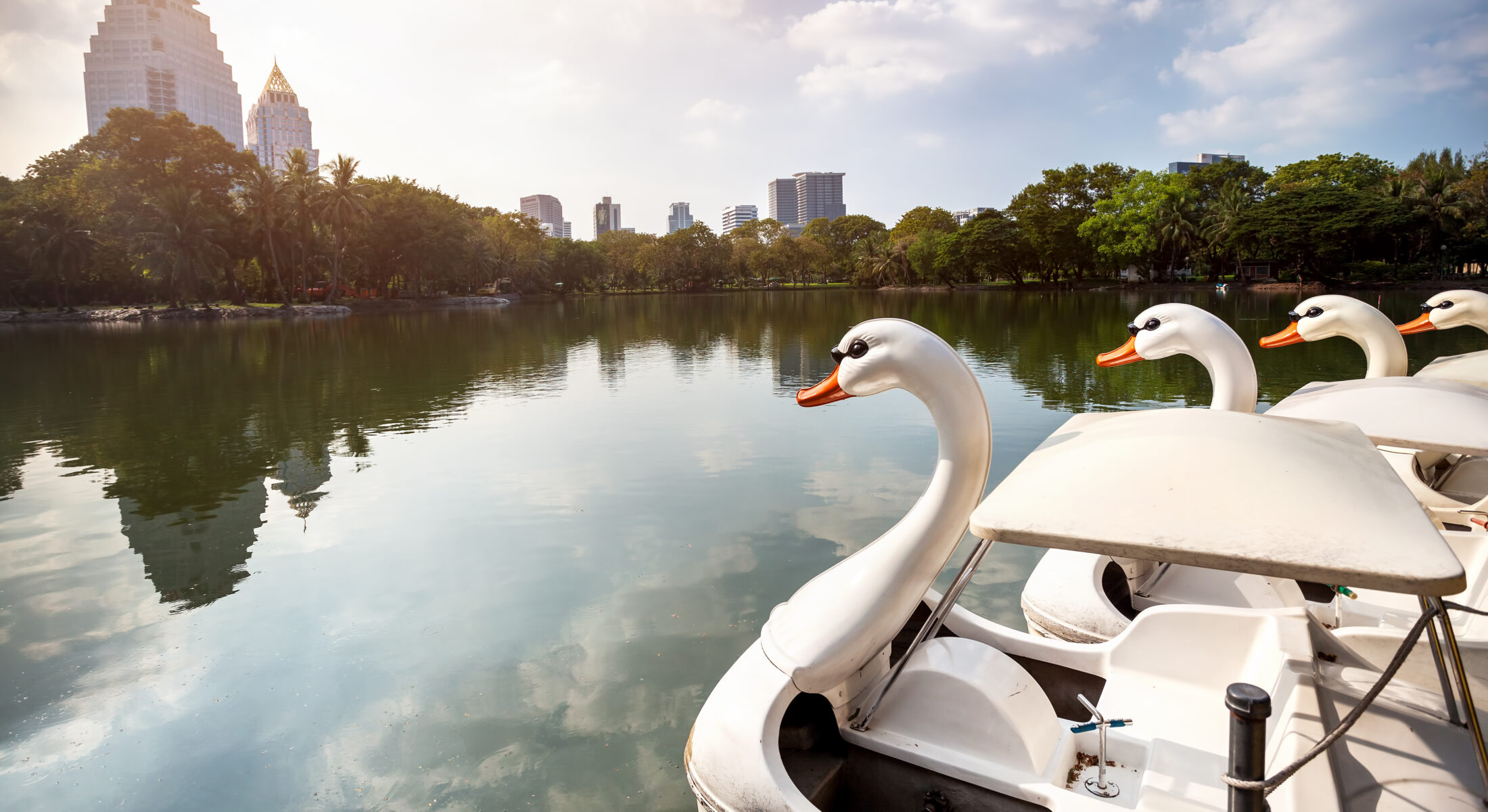 Hotel in Sukhumvit near attractions like Terminal 21, Benjakitti Park, and vibrant nightlife at Novotel Living Bangkok Sukhumvit Legacy.