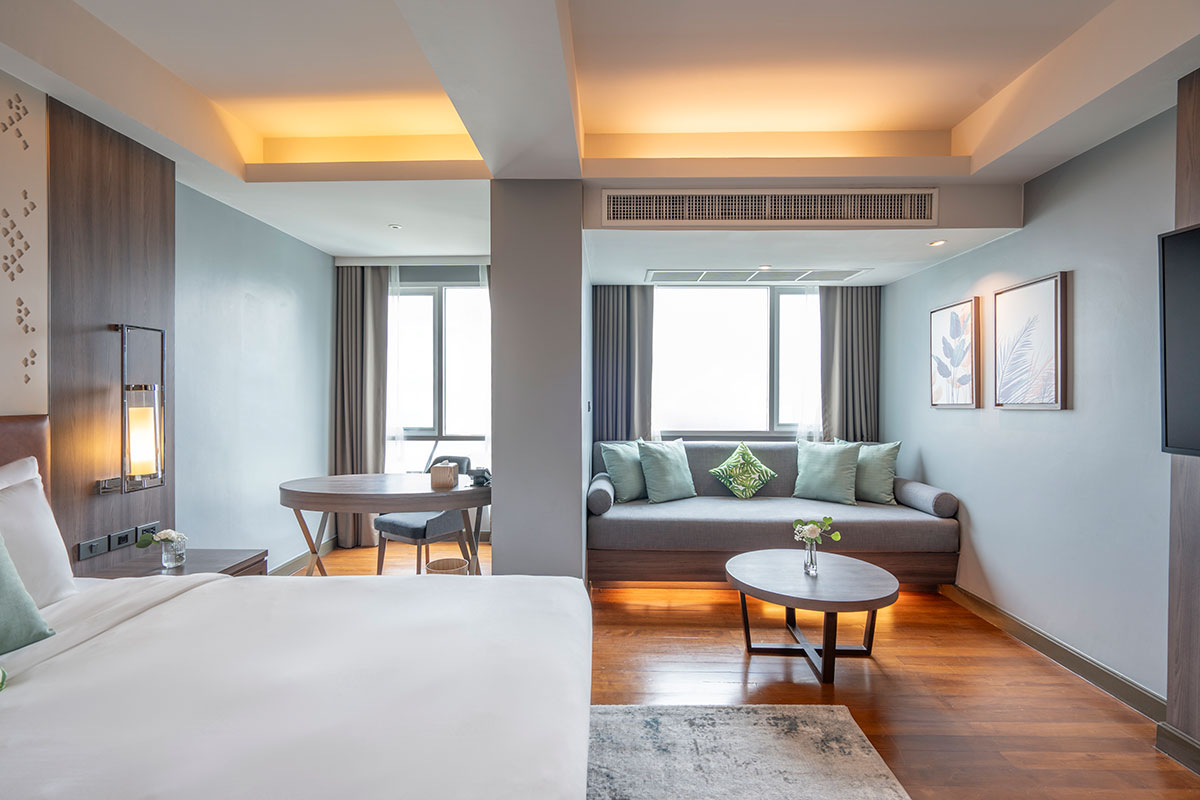 Spacious Studio Executive Room with kitchen, laundry, and modern amenities at Novotel Living Bangkok Sukhumvit Legacy