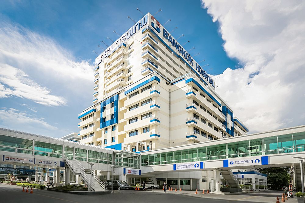 International hospitals near Novotel Living Bangkok Sukhumvit Legacy offering quality medical care and services.