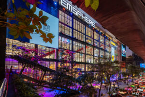 Hotel in Sukhumvit near shopping malls, including Terminal 21 and EmQuartier, Emsphere at Novotel Living Bangkok Sukhumvit Legacy.